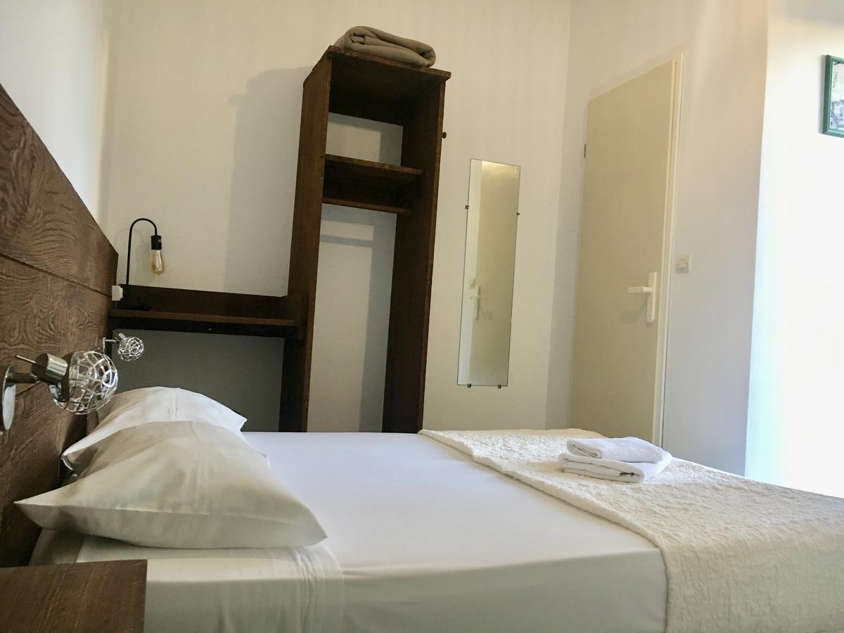 Hotel Le Centre Le Boulou Kültér fotó