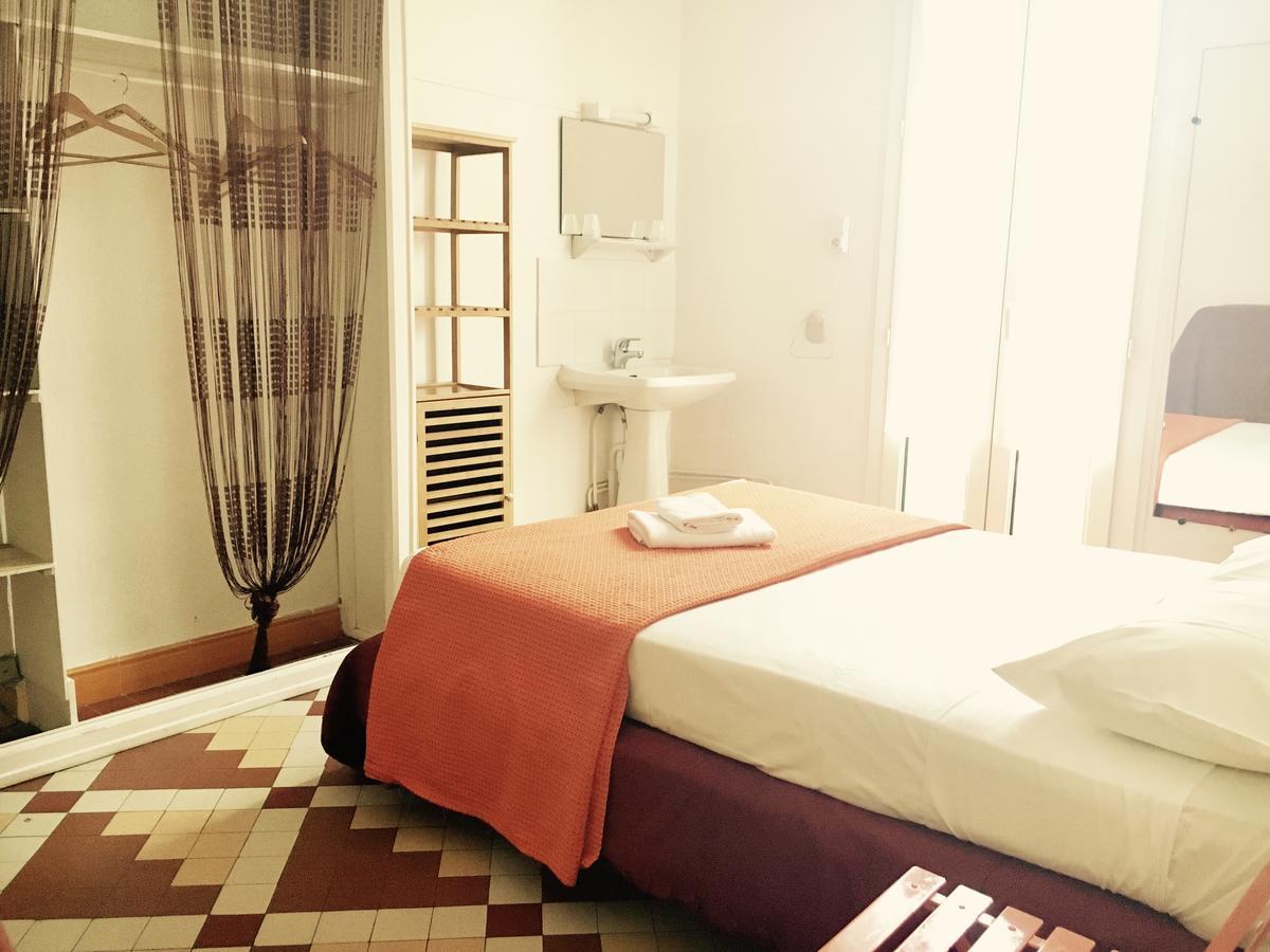Hotel Le Centre Le Boulou Kültér fotó
