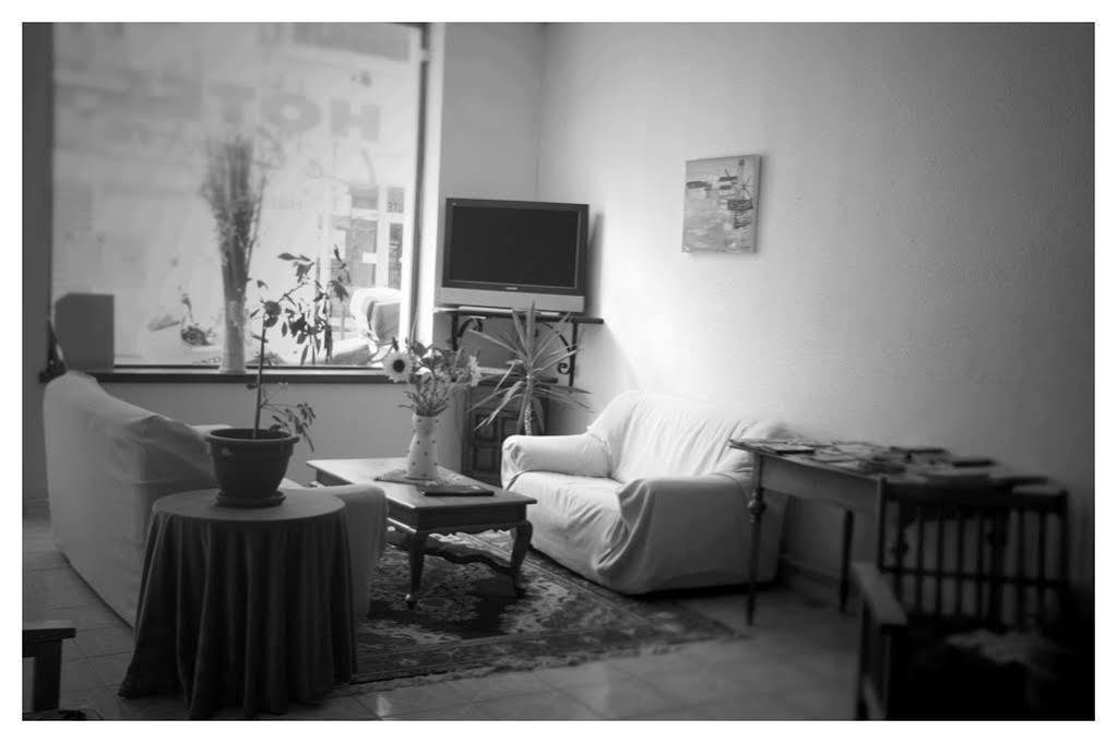 Hotel Le Centre Le Boulou Kültér fotó